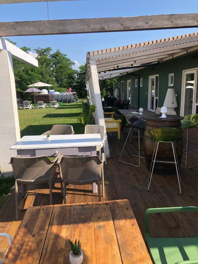 La Mosie Hotel Haţeg Екстериор снимка