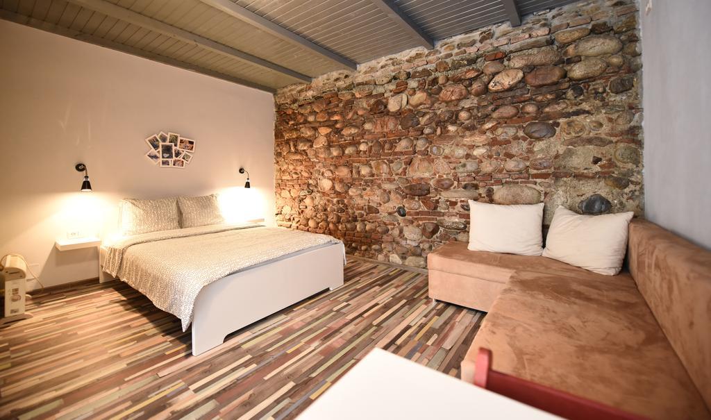 La Mosie Hotel Haţeg Екстериор снимка